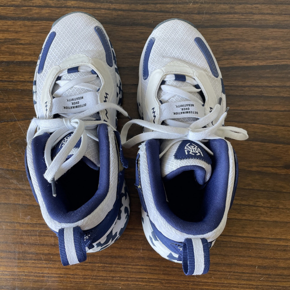 Adidas, Men’s 7.5, D.O.N. Issue #3 Team Navy White Athletic Basketball Sneaker - Picture 7 of 14